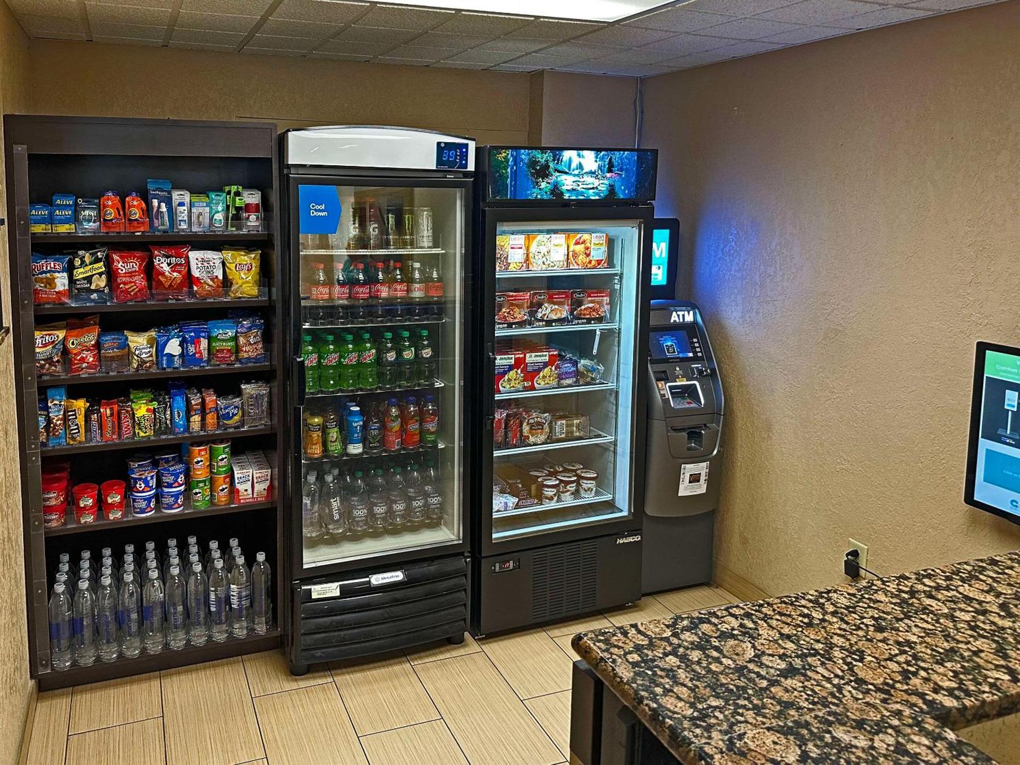 Comfort Suites Concord Mills Экстерьер фото